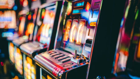 Play Classic Slots With Modern TechnologyGroundbreaking Study Reveals Surprising Trends in Online Gambling